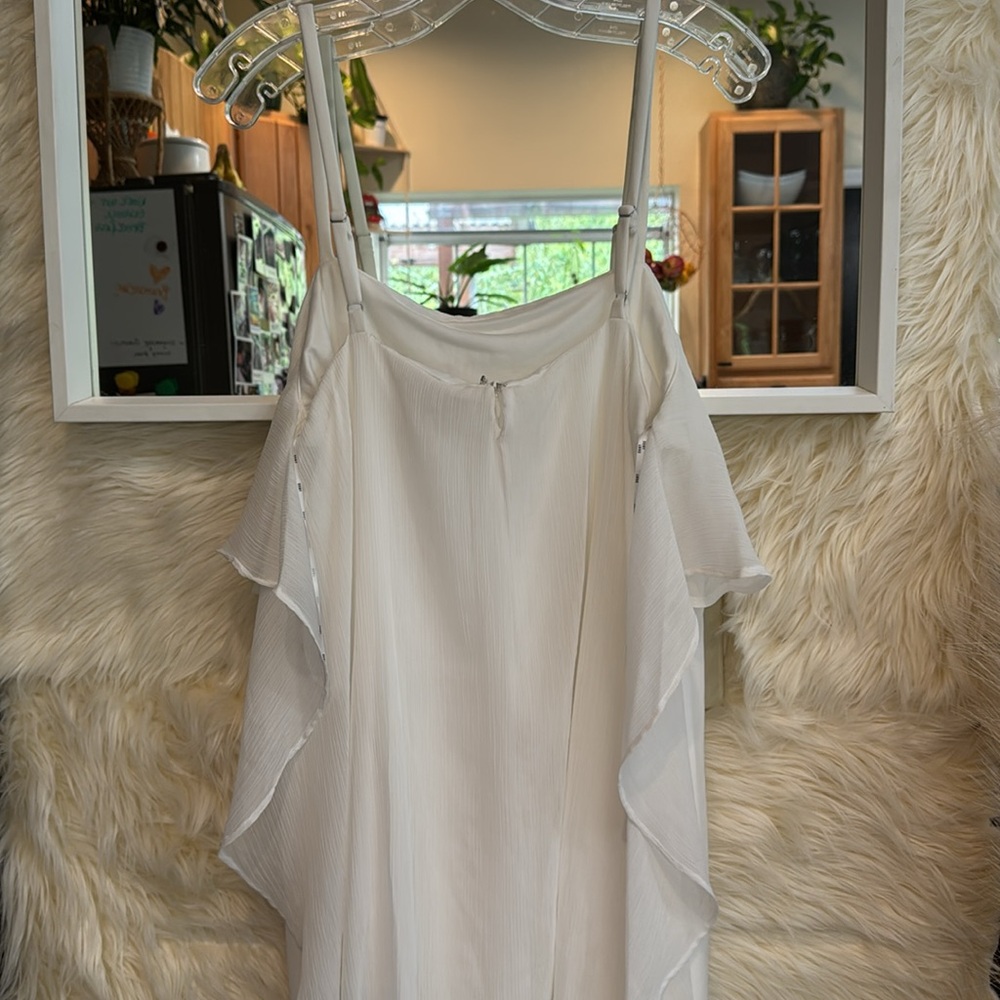 DKNY White Ruffle Overlay Shift Dress NWT Size 12 - Picture 5 of 6